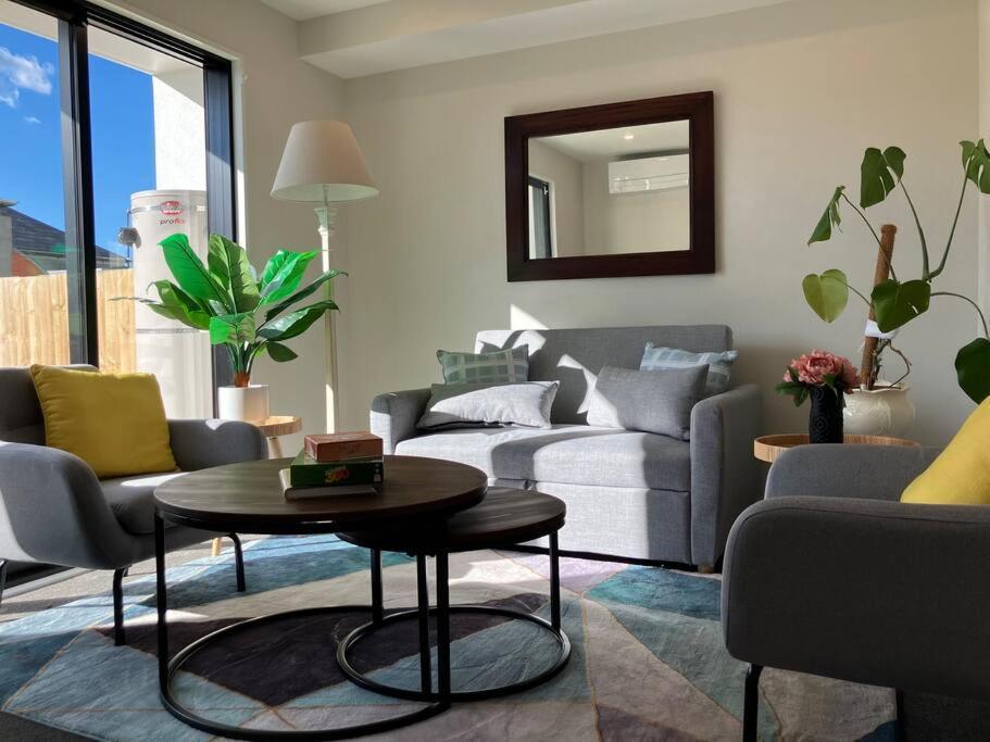 2-Bedroom Ensuite, Close To City, Comfortable, Accessible With Own Parking クライストチャーチ エクステリア 写真